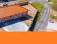 1. KÁRANÝ, RD, BYTOVÁ JEDNOTKA 5+KK, PRAVÁ